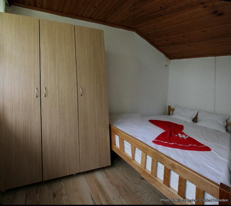 Bujtina Zhaveli Bed & Breakfast Gjakova Ngoại thất bức ảnh